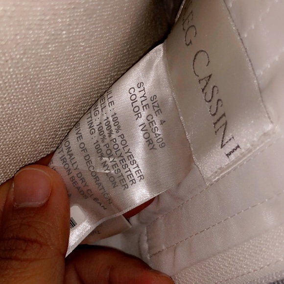 OLEG CASSINI Ivory CES409 Wedding Dress - Picture 4 of 15